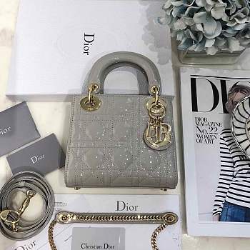 Mini Lady Dior bag size 17 CM &gray color &gold hardware