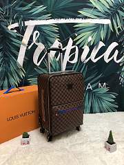 Louis Vuitton travel box  - 2