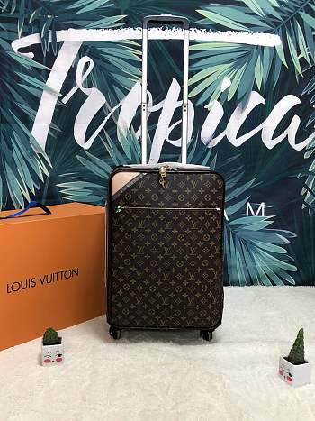 Louis Vuitton luggage travel wheel box