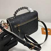 Louis Vuitton Monogram Empreinte Pochette Metis M43941 Black - 4