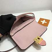 Louis Vuitton Locky BB M44808 in pink - 5