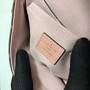 Louis Vuitton Locky BB M44808 in pink - 2