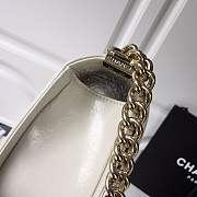forubags Chanel boy bag in white &gold hardware - 6