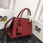 Prada Monochrome red 1BA155 - 2
