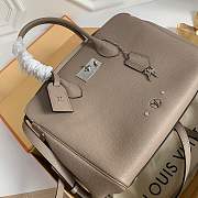 Louis Vuitton Milla Veau leather Handbag M54348 in gray - 1