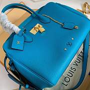 Louis Vuitton Milla Veau leather Handbag M54348 in blue - 3