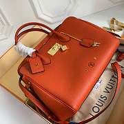 Louis Vuitton Milla Veau leather Handbag M54348 in orange - 1