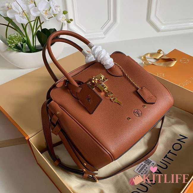Louis Vuitton Milla Veau leather bag  in brown M54347 - 1