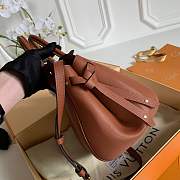 Louis Vuitton Milla Veau leather bag  in brown M54347 - 2