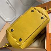 Louis Vuitton Milla Veau leather bag in yellow M54347 - 5