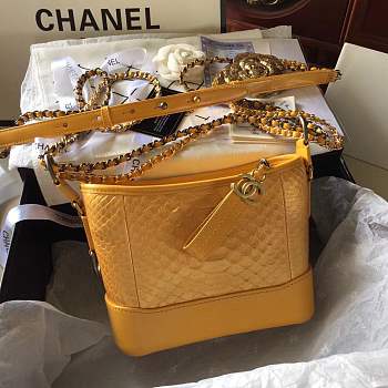 Forubags Chanel Gabrielle python Bag yellow