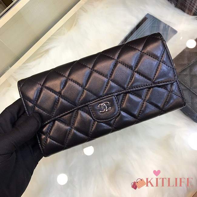Forubags Chanel Wallet Lambskin in Black With Silver Hardware - 1