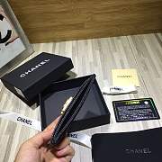Forubags Chanel Card Holder Lambskin Black Gold hardware - 3