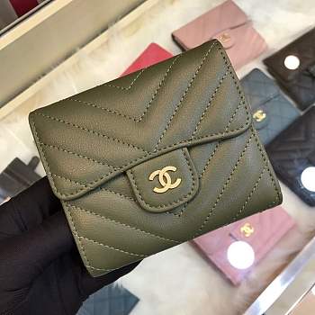 Forubags Chanel Wallet Green Gold hardware 