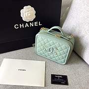 Forubags Chanel Cosmetic Bag Medium Size in Mint color - 3