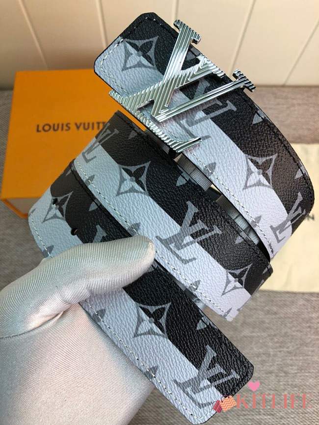 Forubags Louis Vuitton belt white&black silver buckle - 1