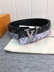 Forubags Louis Vuitton belt white&black silver buckle - 5