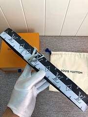 Forubags Louis Vuitton belt white&black silver buckle - 6