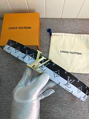 Forubags Louis Vuitton belt white&black gold buckle - 3