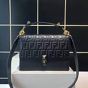 Forubags Fendi Kan I handbags black - 1