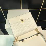 Forubags Fendi Kan I handbags white - 3