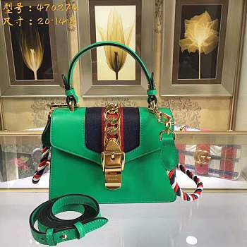 Forubags Gucci 470270 Sylvie Leather Mini Bag Green