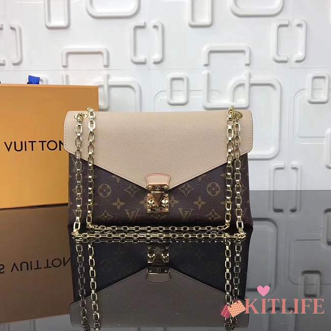 Forubags Louis Vuitton Monogram Pallas Chain M41200 Khaki - 1