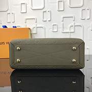 Forubags Louis Vuitton M43250 Vosges MM - 6