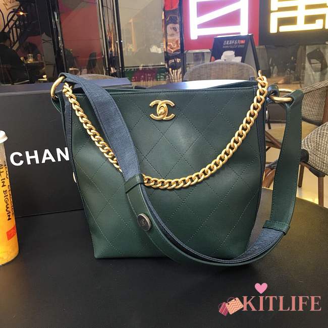 Chanel HOBO Handbag 93660# green - 1