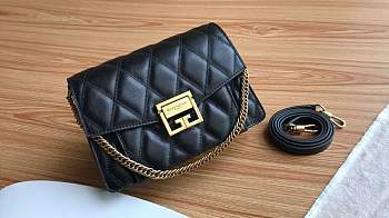 Forubags Givenchy Handbag black