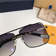 Forubags LOUIS VUITTON Z0536U Sunglasses - 4