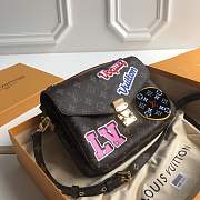 Forubags  LV Pochette Metis M43991 - 1