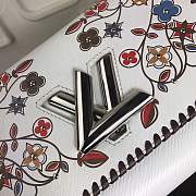 Forubags LV Twist MM M53532 - 4