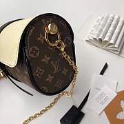 Forubags Louis Vuitton M44158 LV Glasses Case Epi leather and Monogram canvas Banane - 5