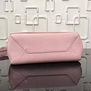 Louis Vuitton Original Leather LOCKME II Bag Pink - 6