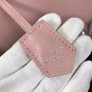 Louis Vuitton Original Leather LOCKME II Bag Pink - 4