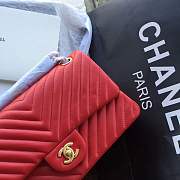 Forubags Chanel Chevron flap bag red lambskin gold metal medium  A01112  - 2