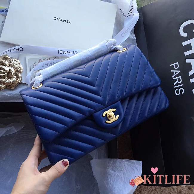 Forubags Chanel Chevron flap bag blue lambskin gold metal medium A01112 - 1