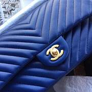 Forubags Chanel Chevron flap bag blue lambskin gold metal medium A01112 - 2