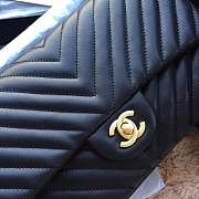 Forubags Chanel Chevron flap bag black lambskin gold metal medium A01112 - 2