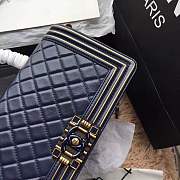 Forubags Chanel Boy Bag Lambskin with handle Royal blue - 5
