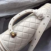Forubags Chanel Boy Bag Lambskin with handle white - 3