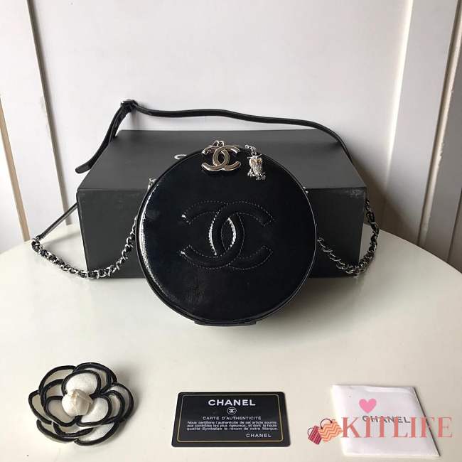 Forubags Chanel Owl hanging small round bag imported lacquer leather  - 1