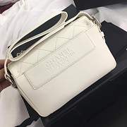 CHANEL New summer 2019 Rhombohedral bag S0574# white - 4