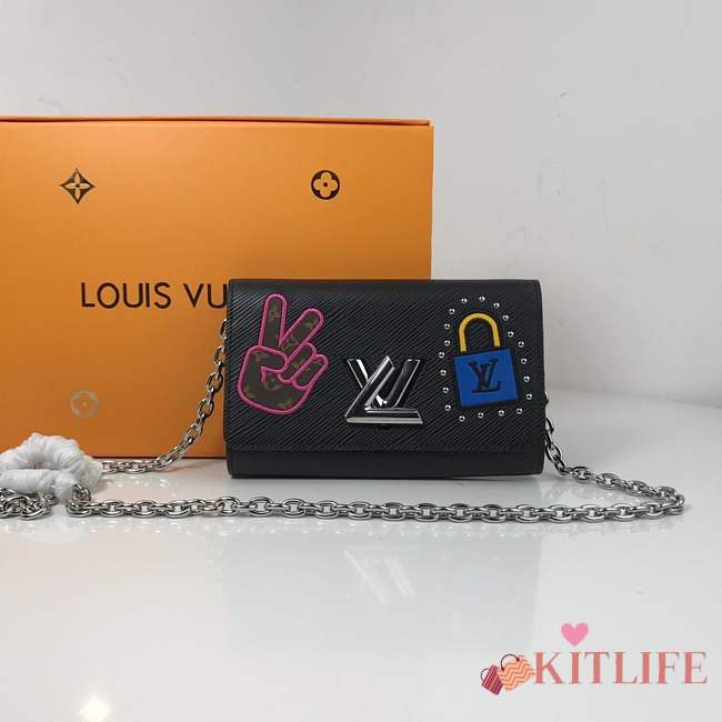 Forubags Louis Vuitton TWIST CHAIN WALLET M63320 - 1