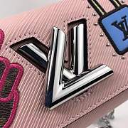 Forubags LV Stories series Twist Chain wallet pink - 4