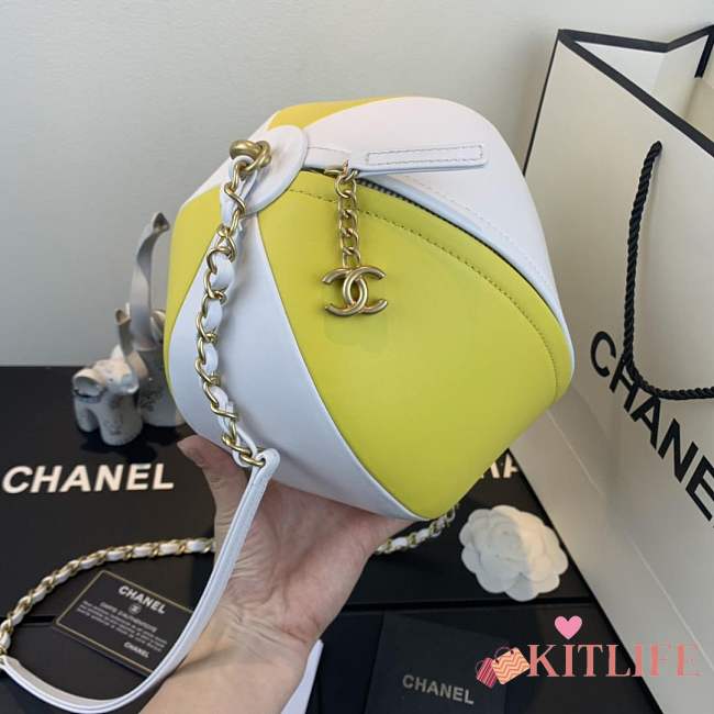 FORUBAGS CHANEL BEACH BALL HARD SHELL EVENING SHOULDER BAG - 1