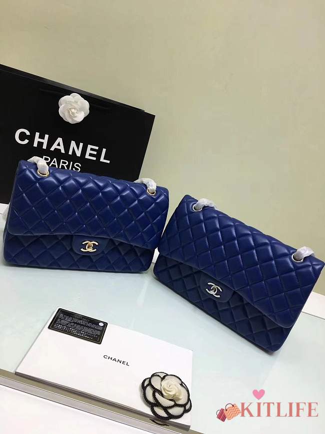 Forubags Chanel 30CM Jumbo lambskin Double Flap in blue gold/silver hardware - 1