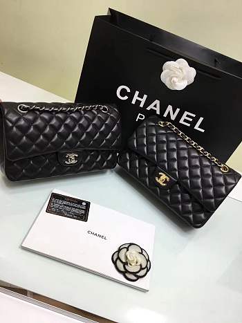 Forubags Chanel lambskin leather 25cm Flap in black with gold/silver 1112