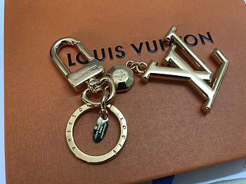 FORUBAGS LV FACETTES BAG CHARM & KEY HOLDER M65216